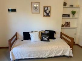 Apartamento Paseo Plaza Navarro, hotel Navarróban