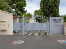 Villa de 200 m2 avec piscine proche du centre-ville