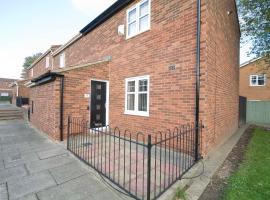 Marlborough Cottage, holiday home in Stockton-on-Tees