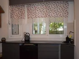 h2h Chris # Μικρό, φωτεινό & βολικό σπίτι