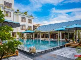 The Landing Resort