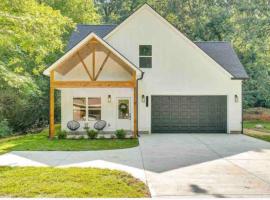 Viesnīca Brand New Luxury home 2022-Hot Tub-Pet Friendly pilsētā Red Bank