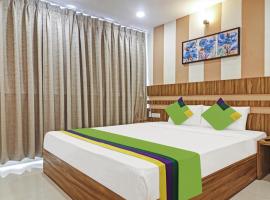 Treebo Trend Arastu Grand, hotel near Rajiv Gandhi International Airport - HYD, Hyderabad