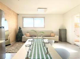 Koin Guesthouse Incheon airport, bed & breakfast a Incheon