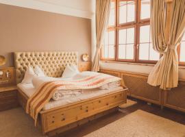 Gartenhotel Maria Theresia, hotel v destinaci Hall in Tirol