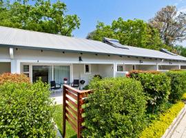 Kent Manor Guest Suites, place to stay in Johannesburg