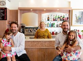 가테오 아 마레에 위치한 호텔 Hotel Splendid