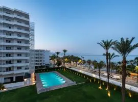 Hotel Apartamentos Bajondillo、トレモリノスのビーチ周辺のバケーションレンタル