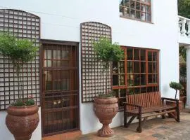 De Stallen Guest Villas and Mashie Golf Course