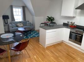 Lovely 2-bed flat with well equipped kitchen, apartment in Ealing