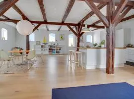 Experience Newly Renovated Holiday Apartments