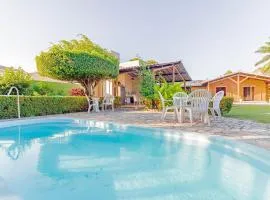 VT04 Excelente Casa 3/4 com Piscina