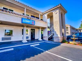 Motel 6-Menifee, CA – hotel w pobliżu miejsca Park wodny DropZone w mieście Menifee