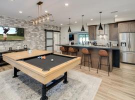 Private Pool & Spa ** Steps to Old Town ** Sanatized, hotel in Scottsdale