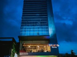 JLE'S Hotel, hotell i Manado