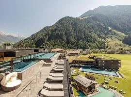 Alpine Luxury SPA Resort Schwarzenstein