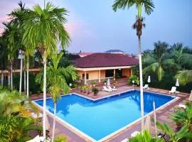 Angkor Hotel