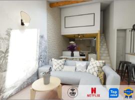 ColorZen - Confortable Lumineux Netflix - Appart Pézenas Centre, hotell i Pézenas
