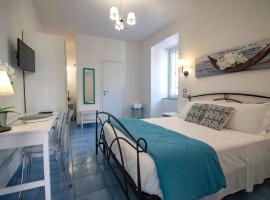 Sonnino B&B, hotel en Procida