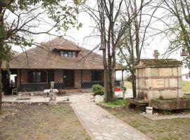 Etno selo Stolovo, hotel v destinaci Paracin