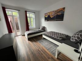 Möblierte Wohnung mit ruhiger Terrasse in bester Lage für Feriengäste und beruflich Reisende: Ottersberg şehrinde bir otel