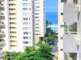 Pé na Areia a Poucos Metros -Apartamento Guarujá Pitangueiras, hotel perto de Terminal Rodoviário do Guarujá, Guarujá