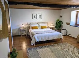 Casa Canela apartment and pool.