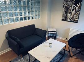 Cosy studio flat, apartment in Montrose