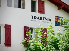 Auberge Trabenia – hotel w mieście Ascain