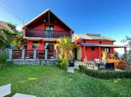 Maison cosy avec vue mer et jardin à Trois Bassins