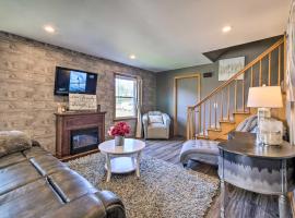 Spacious Family-Friendly Home in Massillon!, Hotel in Massillon