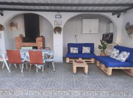 CAL TIO PAU, hotel em Orba