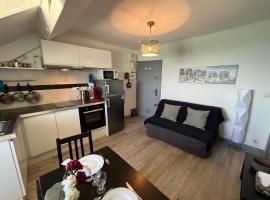 Acrab YourHostHelper, apartament a Luc-sur-Mer