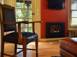 Circa Red London Daylesford