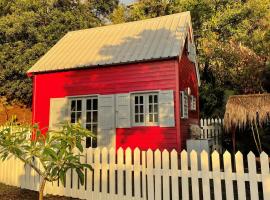 La Petite Kaz Dans la Savane, cabin in Fleurimont