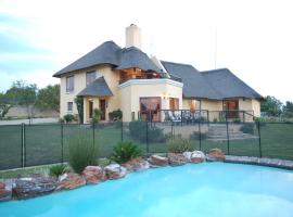 Hoopoe Haven Guest House, hotel with parking in Chartwell