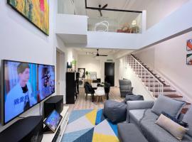 Duplex Town House at EcoBotanic Near Legoland with Netflix and KTV System, resort em Nusajaya