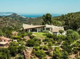 Art & design Villa with 360 view