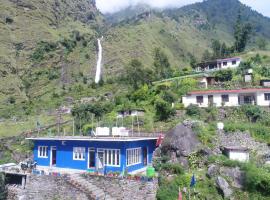 Green Mountain Homestay - Birthi Falls near Munsyari, lemmikloomasõbralik hotell sihtkohas Munsyari