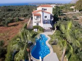 Villa Ifigeneia Private Hot Tub Rooms