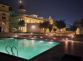 The Grand Barso (A Luxury Heritage), отель в городе Бхаратпур, рядом находится Fatehpur Sikri