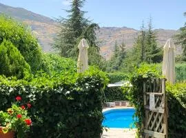 Villa Aurelia - Casa de campo con jardín y piscina entre Madrid y Segovia