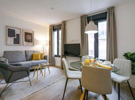 Feelathome Castilla Apartments, hotel near Paseo de la Castellana, Madrid