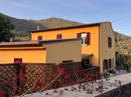 B&B La Fucinaia Pet Friendly Adults only, hotel in Campiglia Marittima