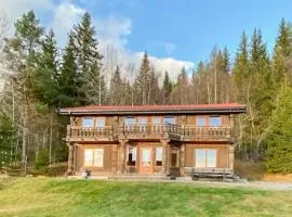 5 Bedroom Gorgeous Home In Eggedal