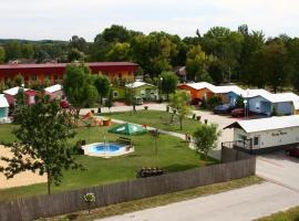 Chatova osada Family Resort, holiday park in Patince