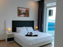 THE WAVE 3 ROOMS & 2 BATH CONDO - Near JONKER