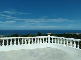 Valentine's Castle, hotel in Saint Annʼs Bay