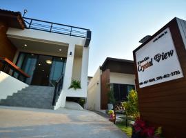 เขาค้อคริสตัลวิว,Khao kho Crystal View, hotel in Ban Huai Phai