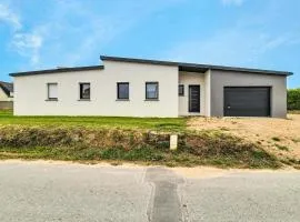 3 Bedroom Awesome Home In Plouguerneau